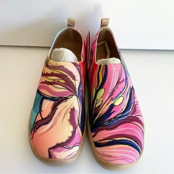Size 10.5 NWT UIN Slip On Shoes Knitted Upper Lily Blossom - Picture 2 of 7